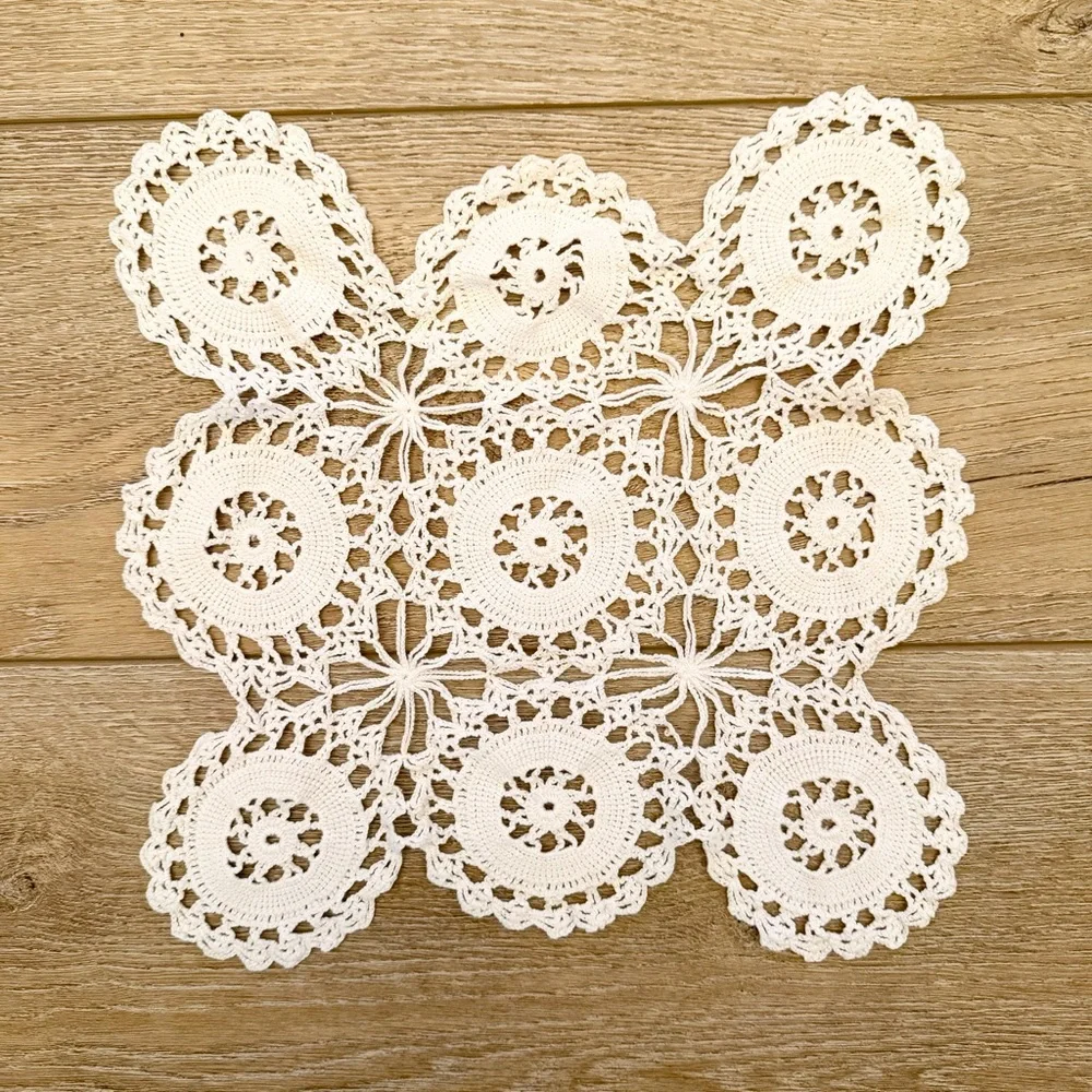 Vintage Handmade white crocheted medallion doilies Set‎ of 2 Cotton Cottage Core